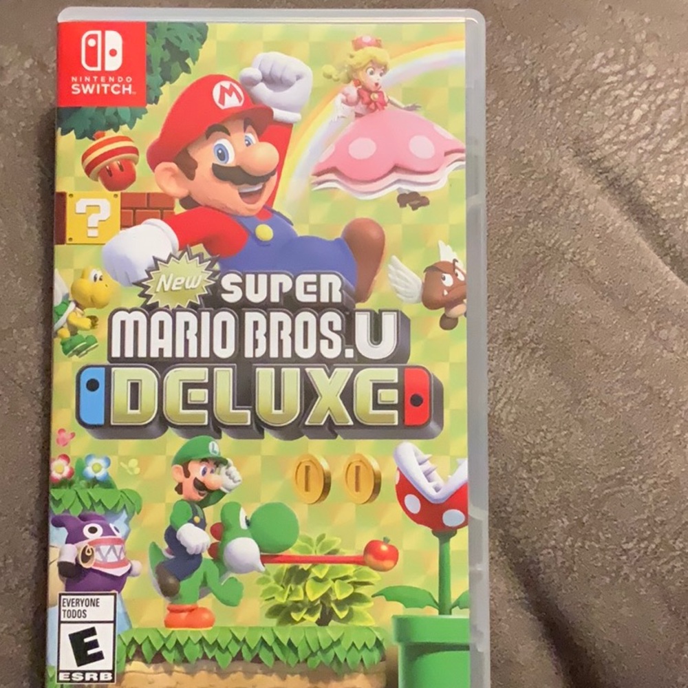 Super Mario Bros. U DELUXE  (NWT)